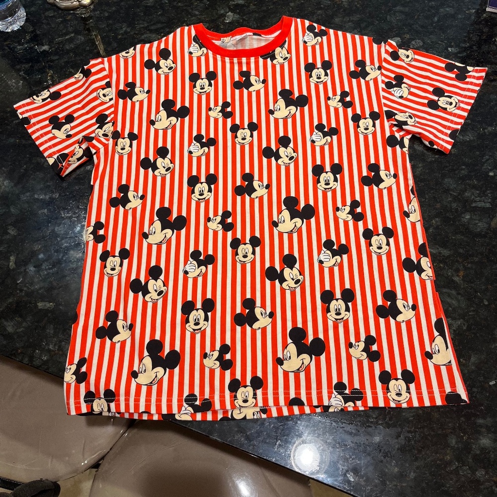 Wild Rich Kids Adult Tee